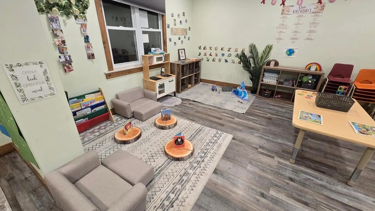 Bee & Bee Childcare - Photo 1